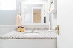 GB45 Excelente Casa 4 Suítes - Guarajuba