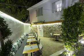 Min Ayvalık (Adults Only +12)