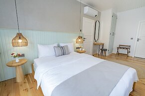 Min Ayvalık (Adults Only +12)