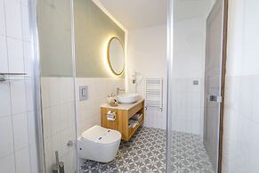 Min Ayvalık (Adults Only +12)