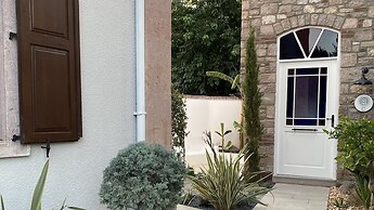 Min Ayvalık (Adults Only +12)