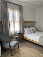 Min Ayvalık (Adults Only +12)