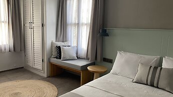 Min Ayvalık (Adults Only +12)