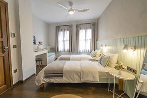 Min Ayvalık (Adults Only +12)