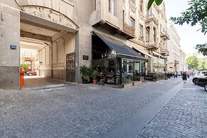 Cozy Studios on Freedom Square
