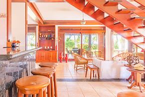 GB51 Excelente Casa 4 Suítes Vista Mar