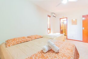 GB51 Excelente Casa 4 Suítes Vista Mar