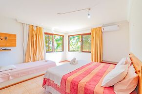 GB51 Excelente Casa 4 Suítes Vista Mar