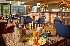 Adina Apartment Hotel Stuttgart