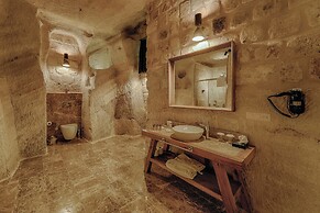 Solem Cave Suites