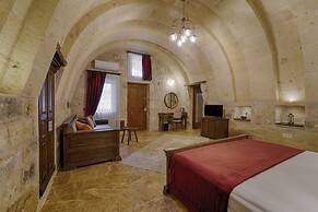 Solem Cave Suites