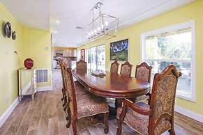 Pine Island Tropical Retreat 1