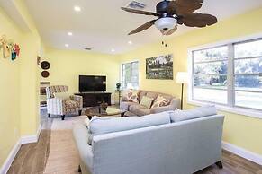 Pine Island Tropical Retreat 1