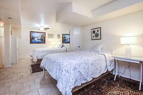 Pine Island Linas Tropical Retreat