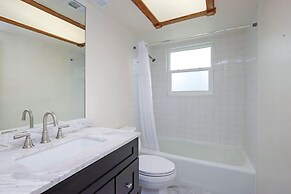 Pine Island Linas Tropical Retreat