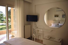 Gallery Suites Parga