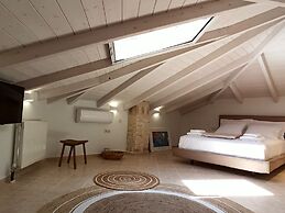 Gallery Suites Parga