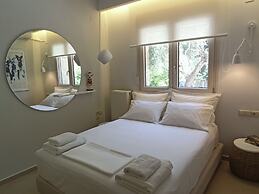 Gallery Suites Parga