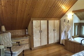 The Cabin at Moon Dance