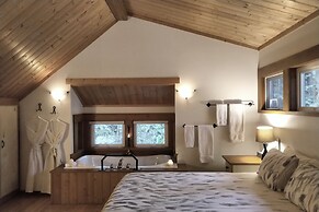 The Cabin at Moon Dance