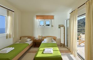 Private Villa With Amazing View and Shared Pool