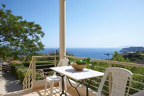 Private Villa With Amazing View and Shared Pool