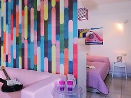 Charming Retro Studio With Shared Pool and View