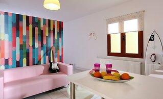 Charming Retro Studio With Shared Pool and View