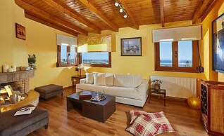 Stylish Pool Side Apartment With Stunning sea View