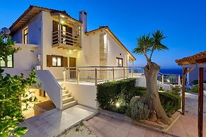 Cozy Pool Front Apartment With sea View Orange