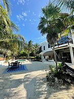 Luxury Ocean Front Villa - Adults Only