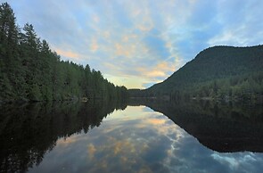 The Perch at Moon Dance