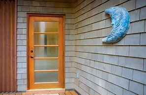 The Perch at Moon Dance