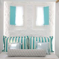 Majo Suites Hotel