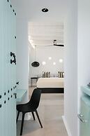 Majo Suites Hotel