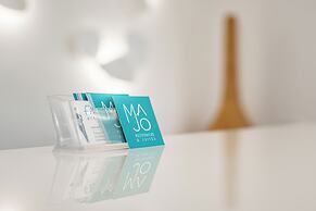 Majo Suites Hotel