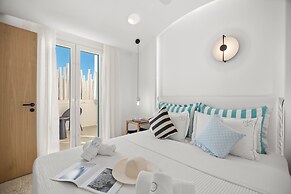 Majo Suites Hotel