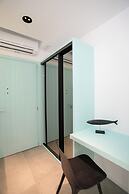 Majo Suites Hotel