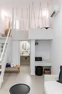 Majo Suites Hotel