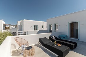 Majo Suites Hotel