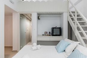 Majo Suites Hotel