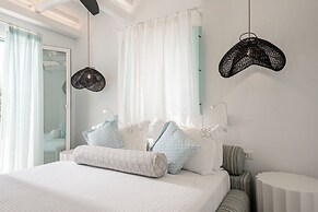 Majo Suites Hotel