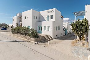 Majo Suites Hotel