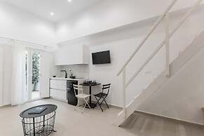 Majo Suites Hotel