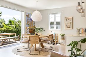 Executive State-Of-The-Art Home - Spa