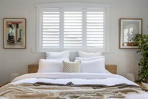 Executive State-Of-The-Art Home - Spa