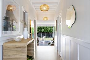 Executive State-Of-The-Art Home - Spa