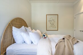 Executive State-Of-The-Art Home - Spa