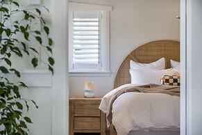 Executive State-Of-The-Art Home - Spa