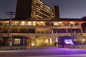 Oceanfront Galle by ICC